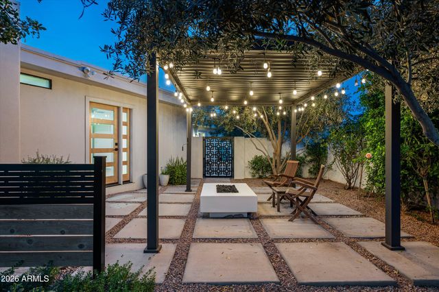 5857 E ONYX Avenue, Paradise Valley, AZ 85253