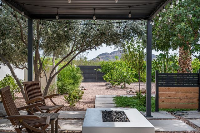 5857 E ONYX Avenue, Paradise Valley, AZ 85253