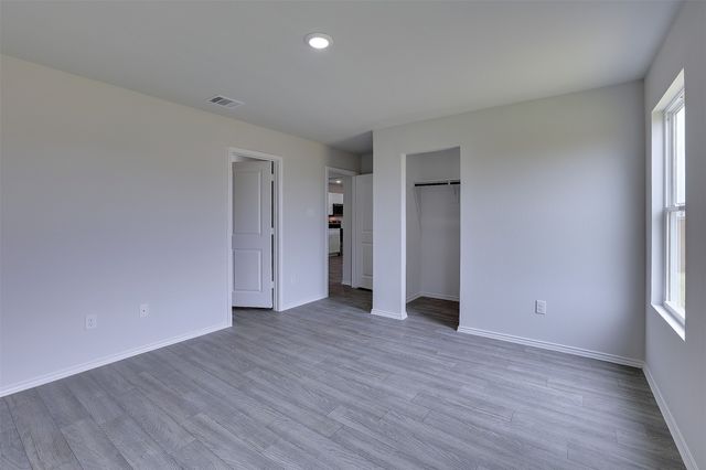 829 Eagles Nest Drive, Cleburne, TX 76031