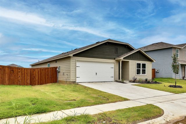 829 Eagles Nest Drive, Cleburne, TX 76031
