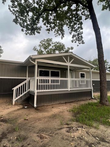 125 Wood Farm Estates Road, Huntsville, TX 77320