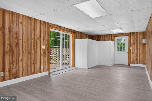 69 GILBERT RD, Red Lion, PA 17356