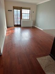 2580 38th Street 7, Astoria, NY 11103