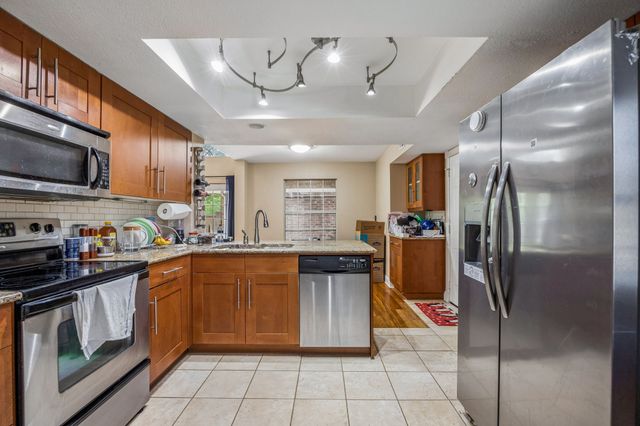 9404 Penny Lane, Irving, TX 75063