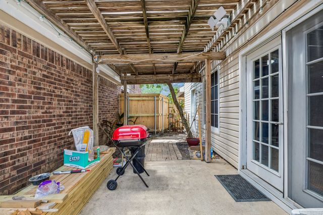 9404 Penny Lane, Irving, TX 75063