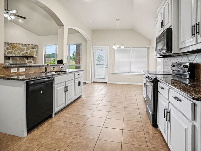 118 Oxford Ranch Road, Waxahachie, TX 75167