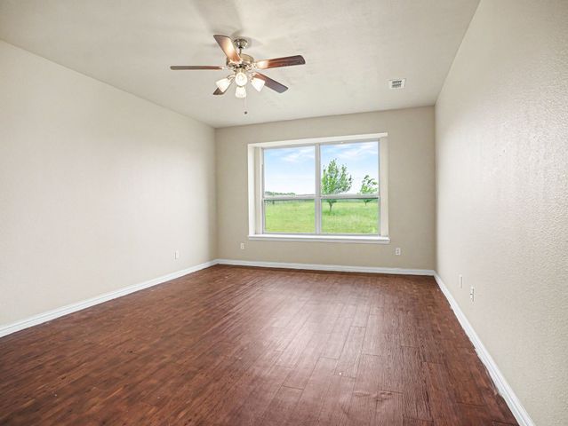 118 Oxford Ranch Road, Waxahachie, TX 75167