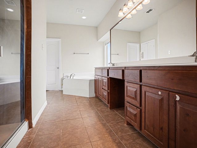 118 Oxford Ranch Road, Waxahachie, TX 75167