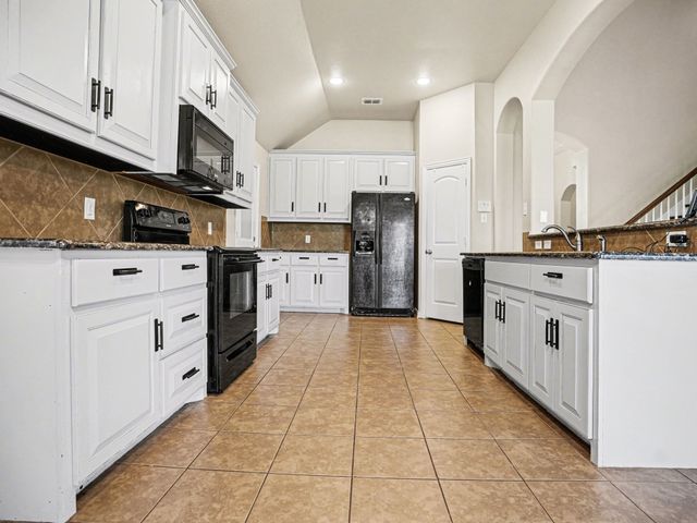 118 Oxford Ranch Road, Waxahachie, TX 75167