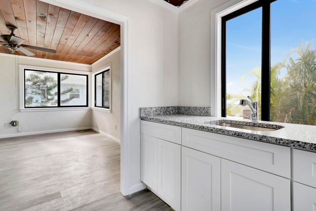 652 Hernando Street E, Fort Pierce, FL 34949