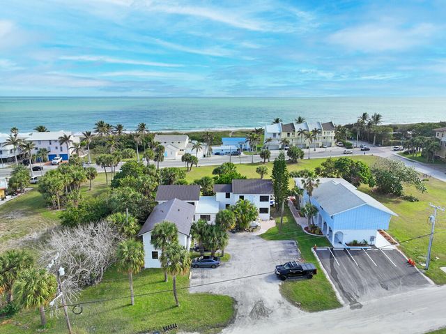 652 Hernando Street E, Fort Pierce, FL 34949