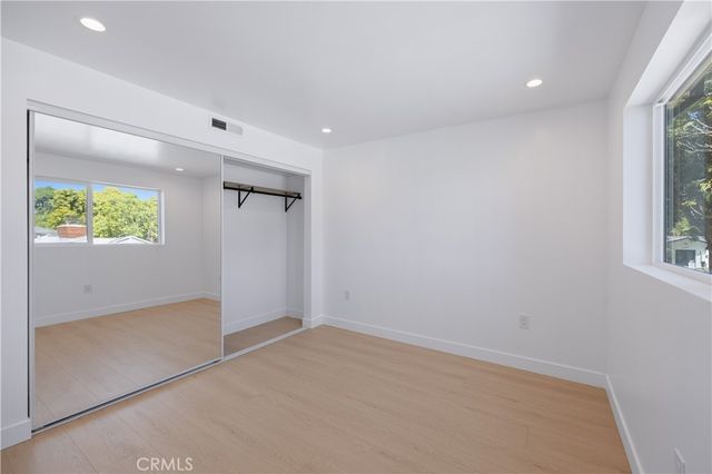 7702 Lasaine Avenue, Northridge, CA 91325