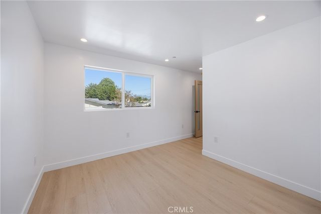 7702 Lasaine Avenue, Northridge, CA 91325