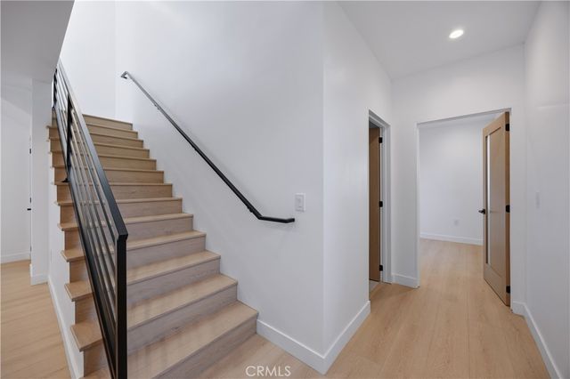 7702 Lasaine Avenue, Northridge, CA 91325