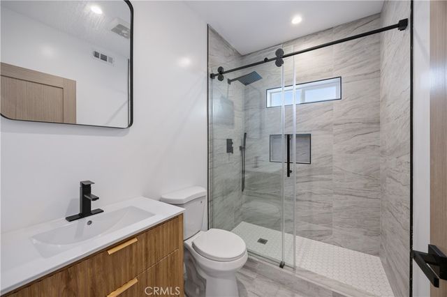 7702 Lasaine Avenue, Northridge, CA 91325