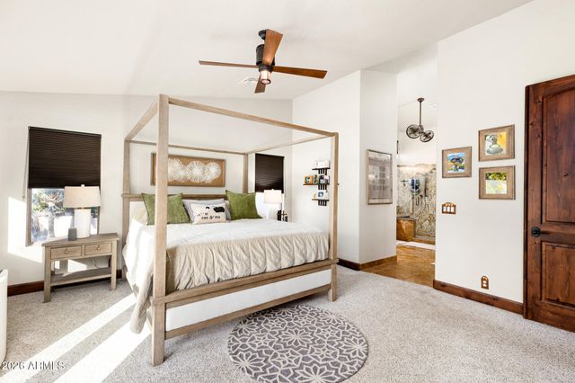 4008 E LARIAT Lane, Phoenix, AZ 85050