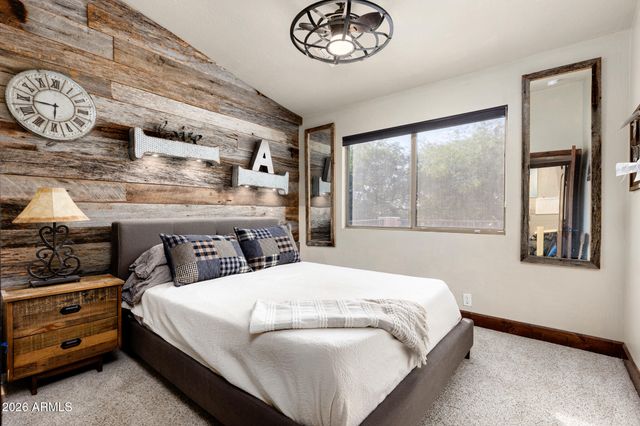 4008 E LARIAT Lane, Phoenix, AZ 85050