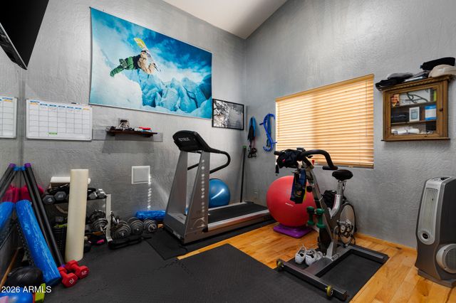 4008 E LARIAT Lane, Phoenix, AZ 85050