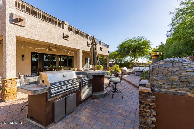 4008 E LARIAT Lane, Phoenix, AZ 85050