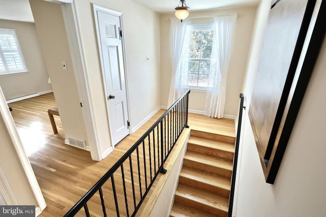 2180 BLENHEIM CT, York, PA 17403