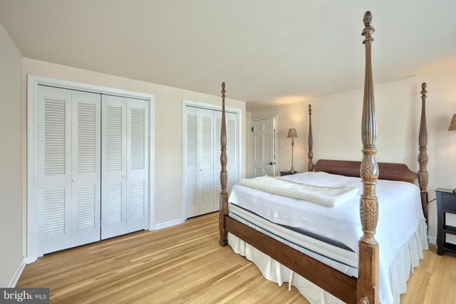 2180 BLENHEIM CT, York, PA 17403