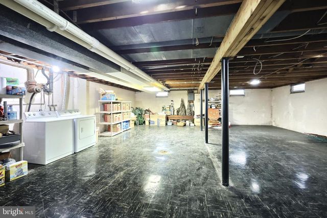 2180 BLENHEIM CT, York, PA 17403