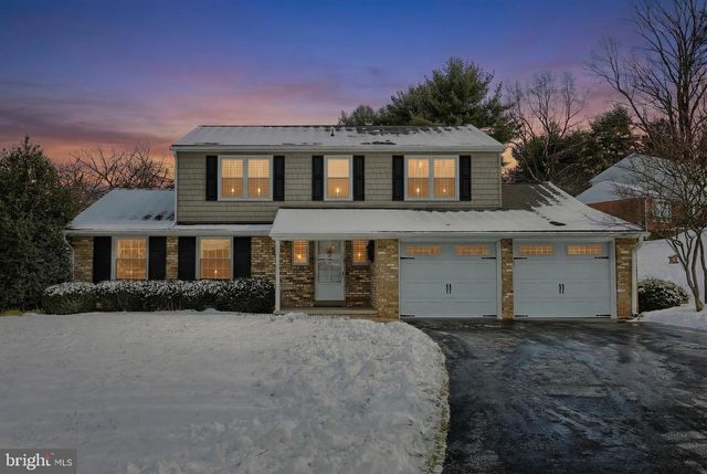 2180 BLENHEIM CT, York, PA 17403