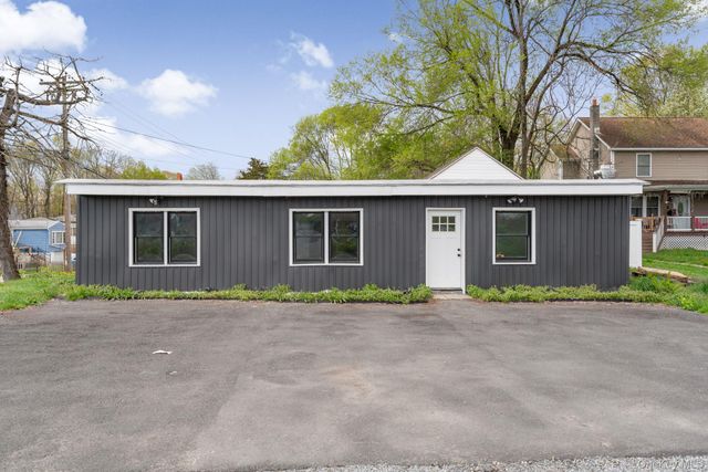 637 Violet Avenue, Hyde Park, NY 12538