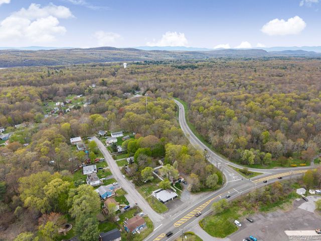 637 Violet Avenue, Hyde Park, NY 12538