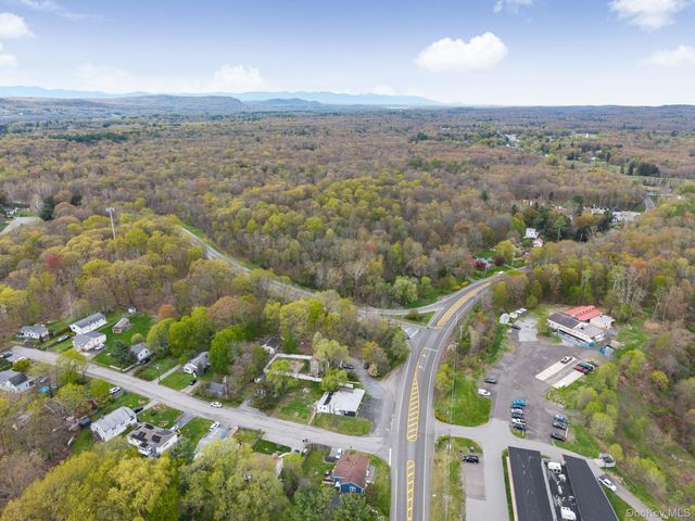 637 Violet Avenue, Hyde Park, NY 12538
