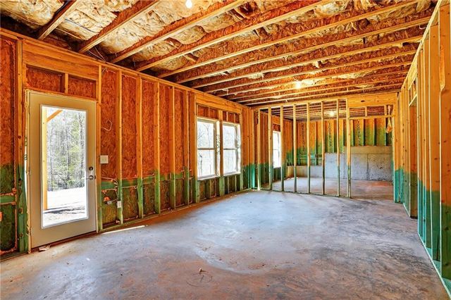 58 Cooper Drive, Mansfield, GA 30055