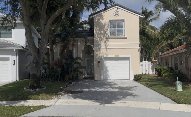 5655 LA QUINTA Court, Lake Worth, FL 33463