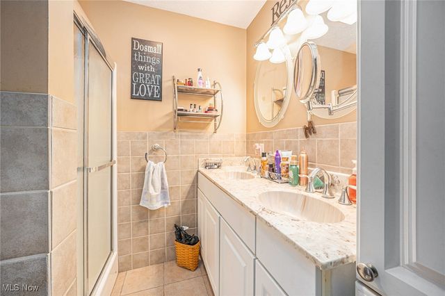 7032 Reed Road, Conneaut, OH 44030