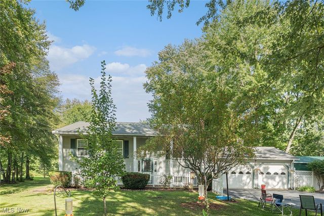 7032 Reed Road, Conneaut, OH 44030