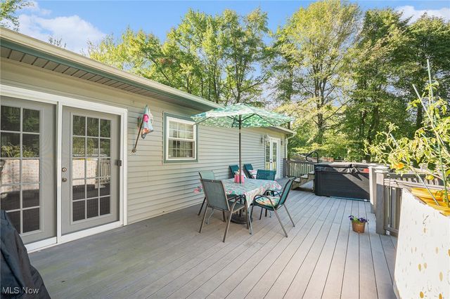 7032 Reed Road, Conneaut, OH 44030