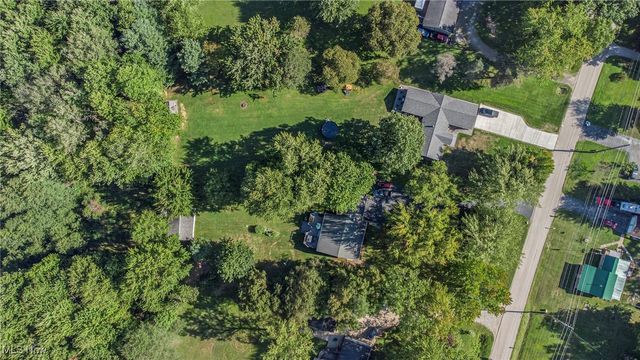 7032 Reed Road, Conneaut, OH 44030