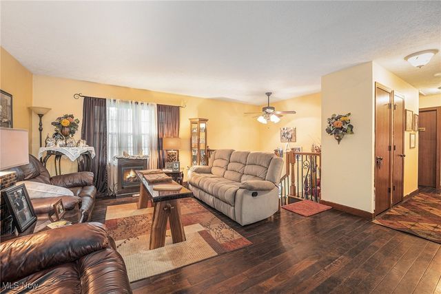 7032 Reed Road, Conneaut, OH 44030