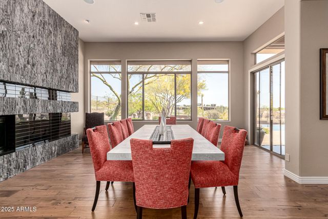 42145 N FAIRGREEN Court, Anthem, AZ 85086