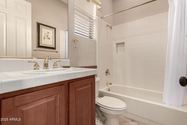 42145 N FAIRGREEN Court, Anthem, AZ 85086