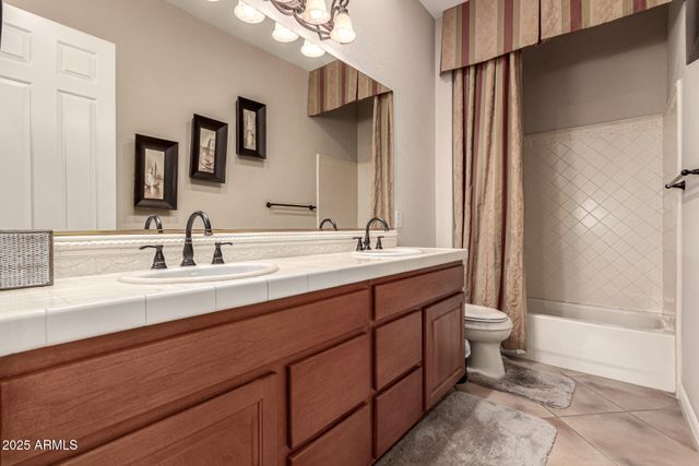 42145 N FAIRGREEN Court, Anthem, AZ 85086