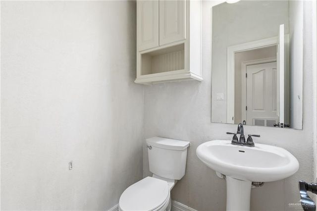 3918 Santa Fe Street, Edinburg, TX 78542