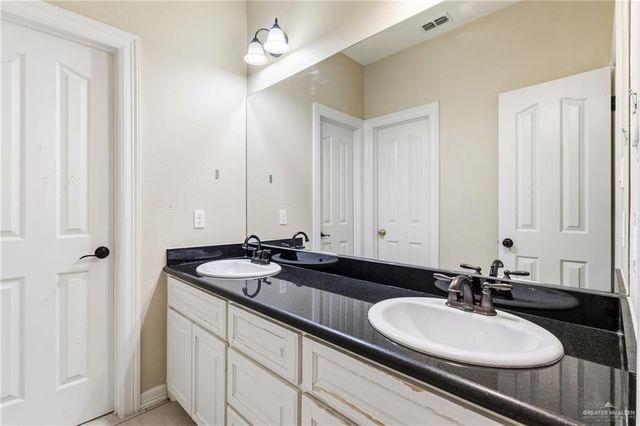 3918 Santa Fe Street, Edinburg, TX 78542