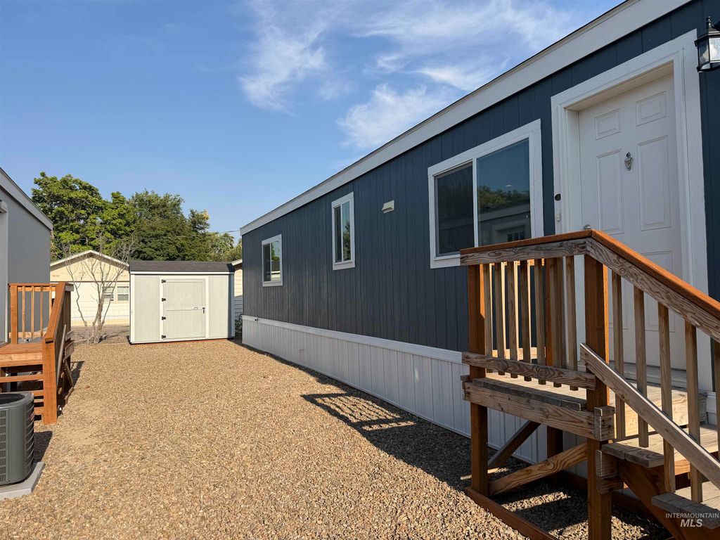 370 W 12th South 28, Mountain Home, ID 83647 photo 1