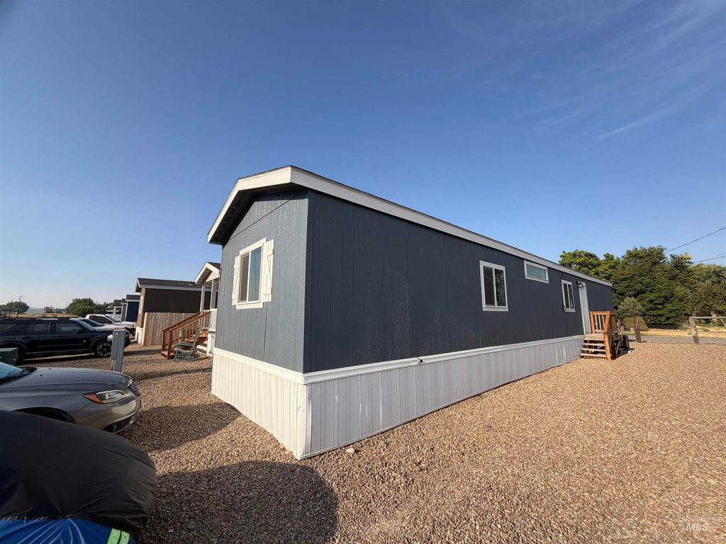 370 W 12th South 28, Mountain Home, ID 83647 photo 5