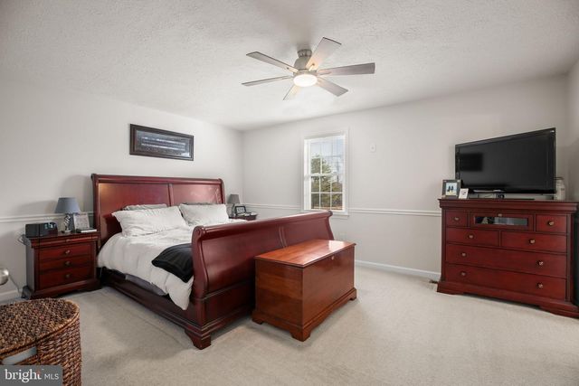 8515 FOUNDRY RUN DR, Fredericksburg, VA 22408