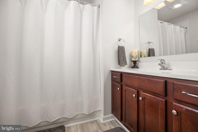 8515 FOUNDRY RUN DR, Fredericksburg, VA 22408