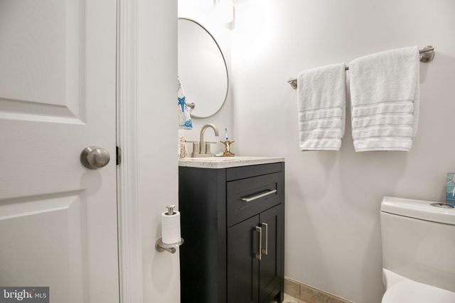 8515 FOUNDRY RUN DR, Fredericksburg, VA 22408