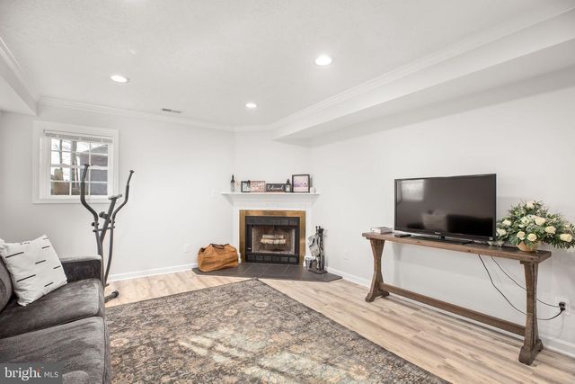 8515 FOUNDRY RUN DR, Fredericksburg, VA 22408