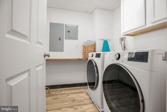 8515 FOUNDRY RUN DR, Fredericksburg, VA 22408