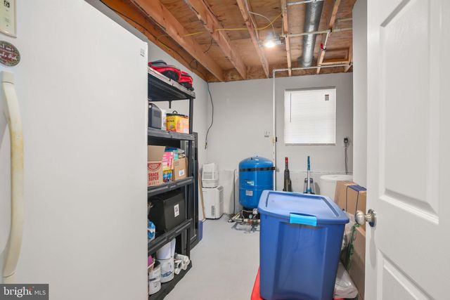 8515 FOUNDRY RUN DR, Fredericksburg, VA 22408